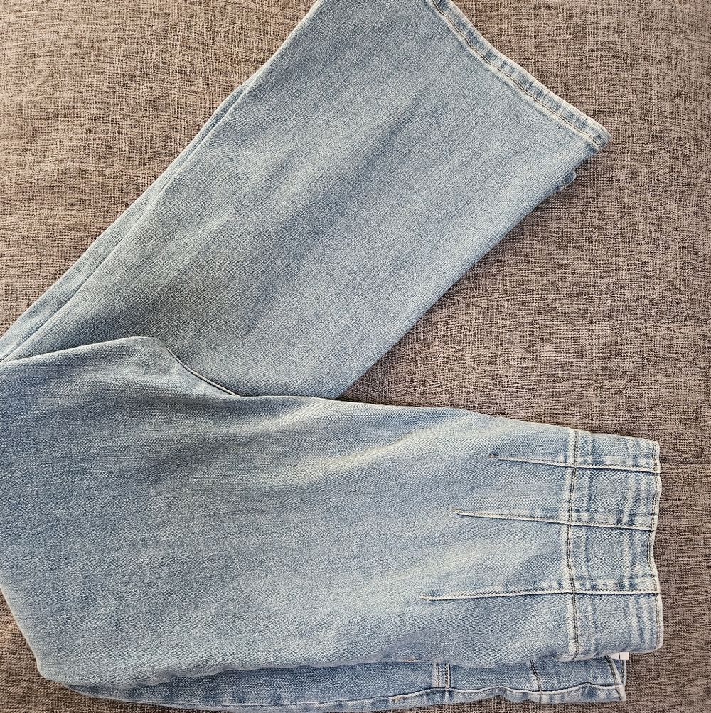We The Free Jayde  High Rise Flare Jeans Size 33 - Picture 8 of 9